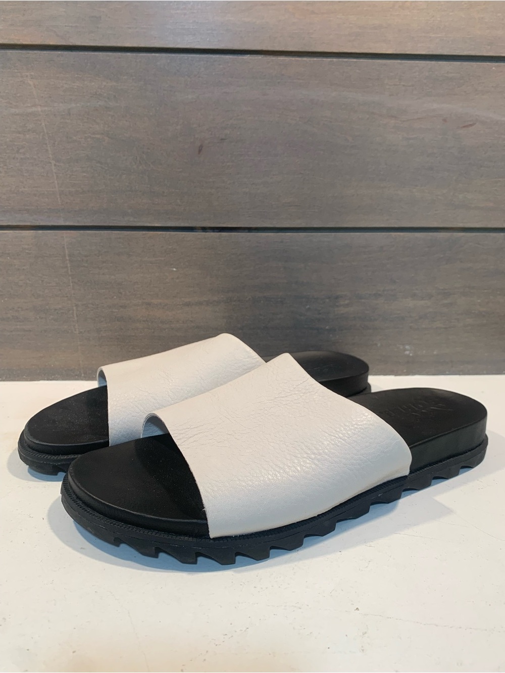 Sorel Womens Roaming Decon Slide Sandal in Sea Salt White Sz 7.5 Casual Vacation - Picture 1 of 6